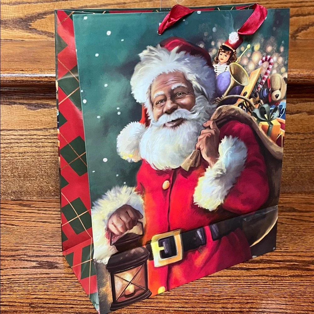 Lot of 5 African American Santa Themed Holiday Christmas Bags